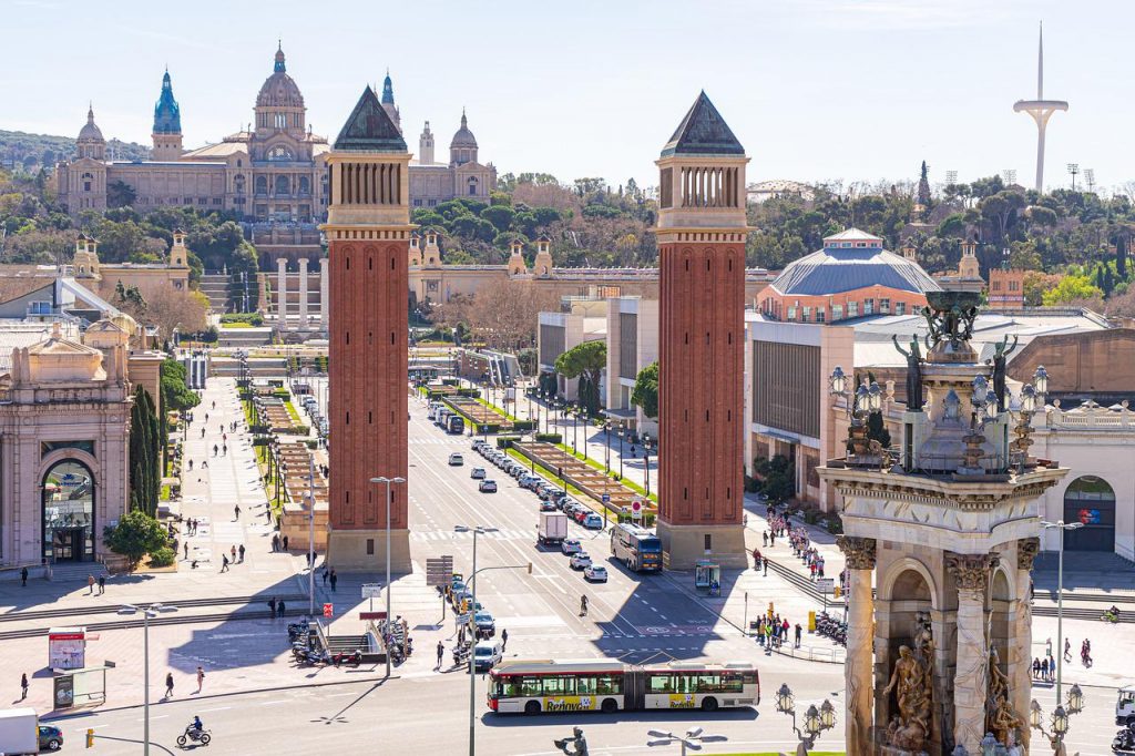 Batcelona, taken from high up, with monuments in view.