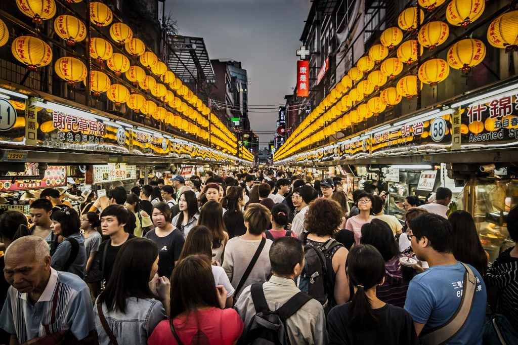 A busy street in Taiwan, taken from overhead.